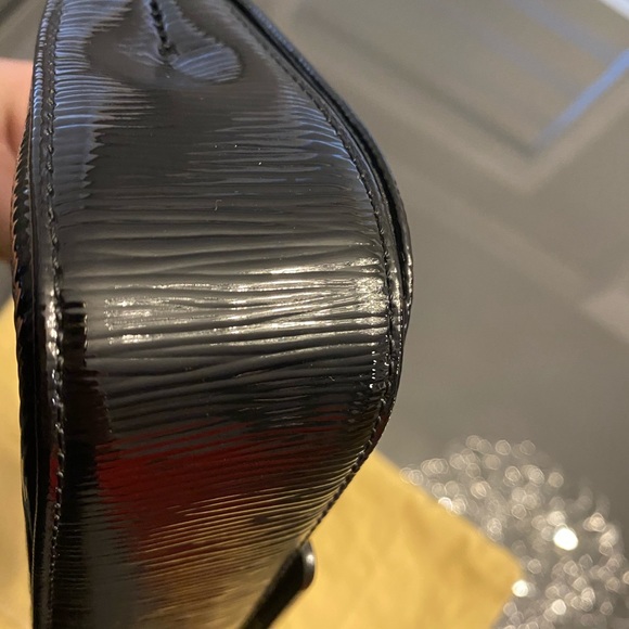 💯AUTHENTIC VINTAGE LV CLUTCH🖤 - Picture 4 of 7